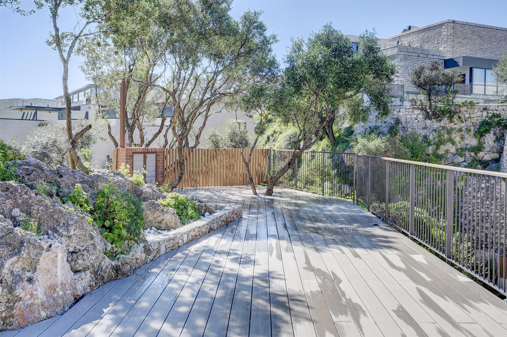 Image of House - 4 Bedrooms - 3 Bathrooms for Sale in North Gorge-Gibraltar, Image 42